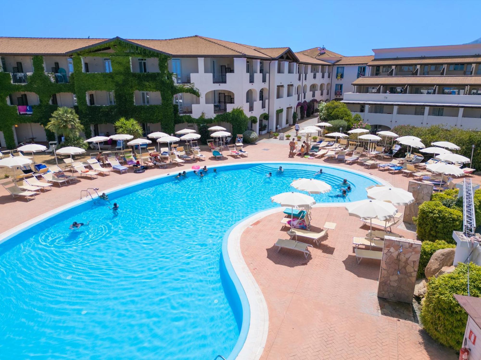 Cala Della Torre Resort La Caletta Esterno foto